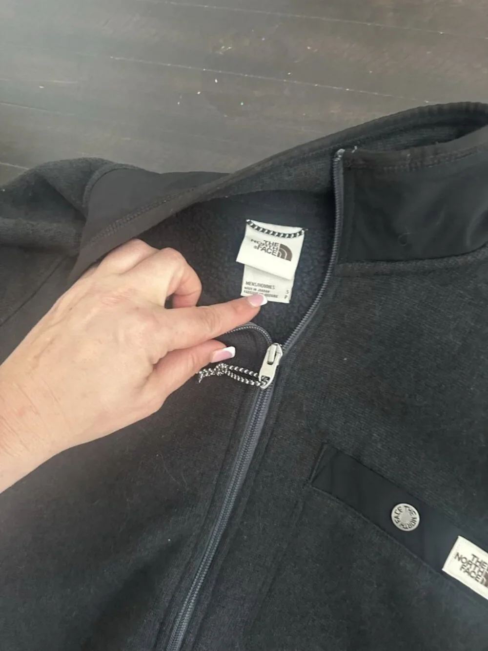 The North Face Gordon Lyons Full Zip Fleece Jacket- Black Heather Gray Small